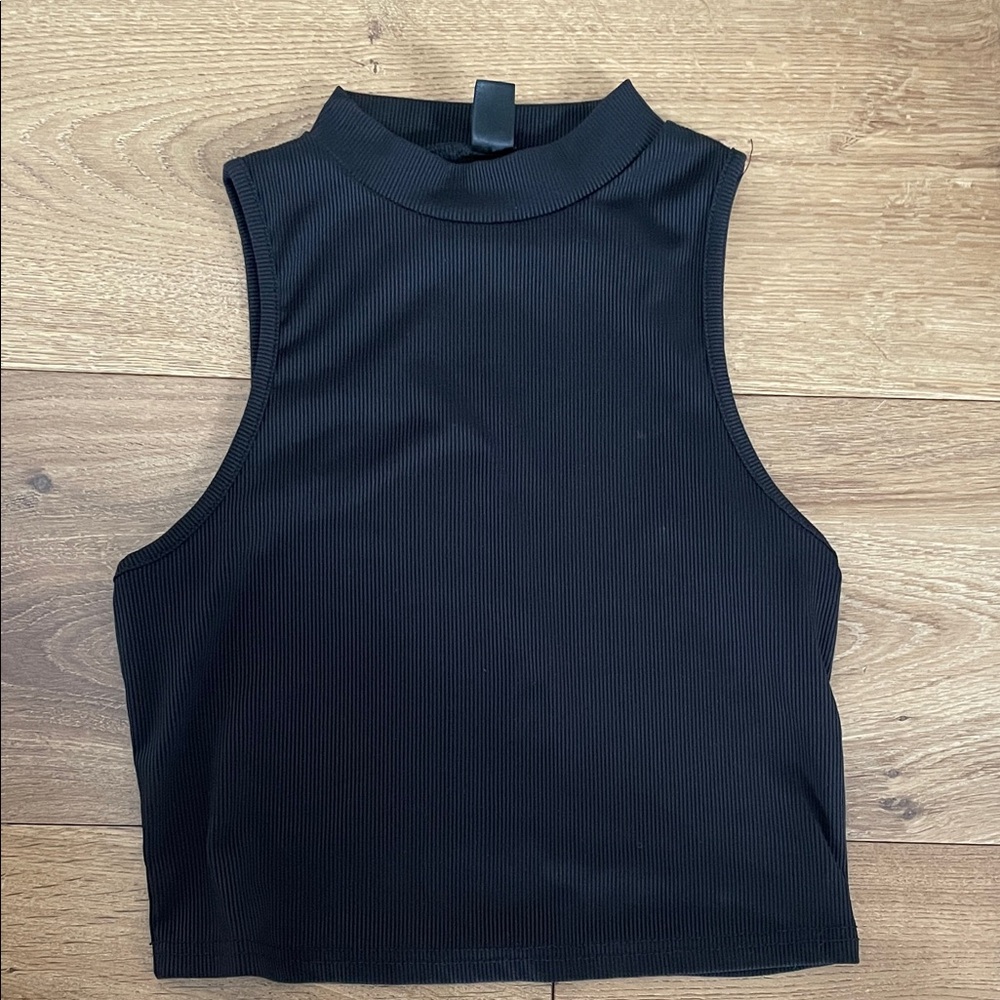 SHEIN Black Ribbed Mock Neck Crop Tank Top